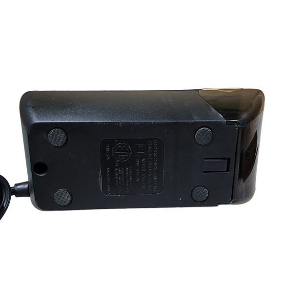 Electric pencil sharpener Elmer's X-ACTO model 19XX 5ft cord - Picture 11 of 11